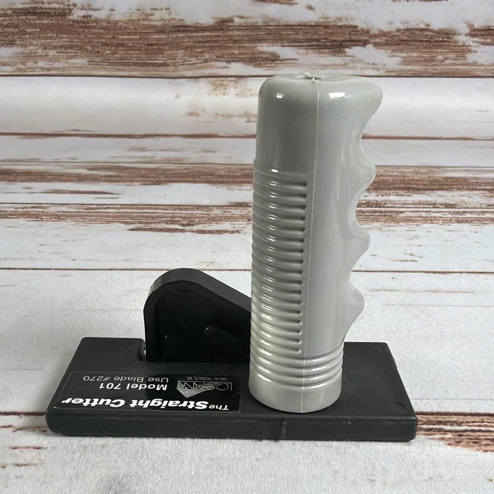 LOGAN 701-1 Straight Cutter Elite Pull Style Handheld Mat Cutter Used